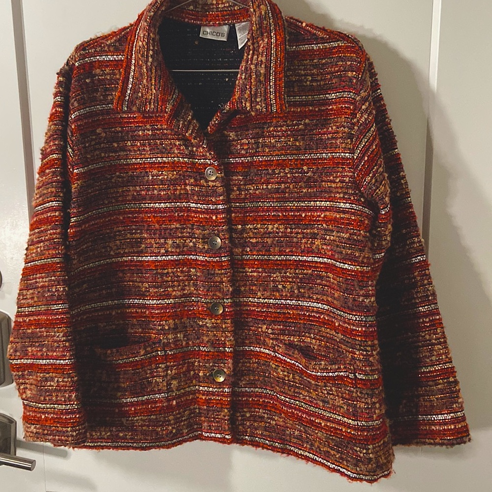Chico’s tweed jacket with gorgeous metallic threads woven in fabric. Size 18/18